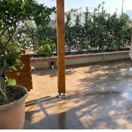 Oasis Apartamento Tirana